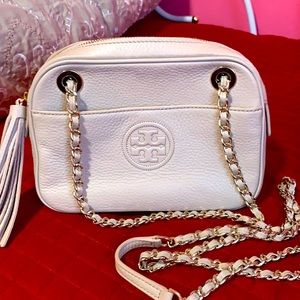 Light pink Tory Burch crossbody bag